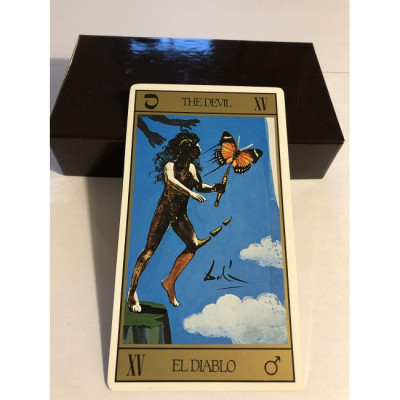 Карты Таро Сальвадора Дали Универсальное: Золотое издание - Salvador Dali Tarot Universal: Gold Edition. AGM