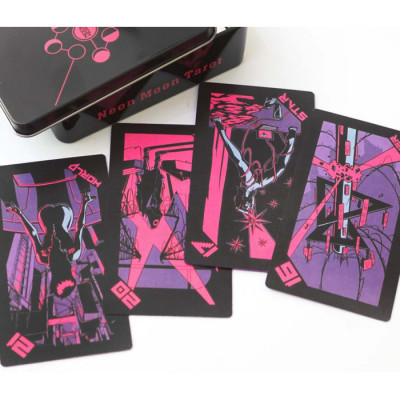 Карты Таро Неоновой Луны Neon Moon Tarot black