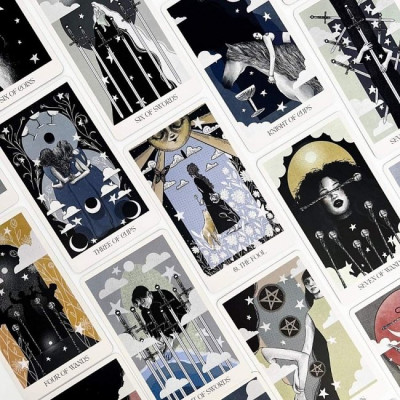 Карти Таро Нової Відьми - Nova Witch Tarot. Blue Angel